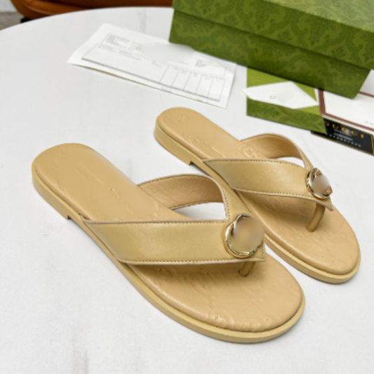 G T- SANDALS
